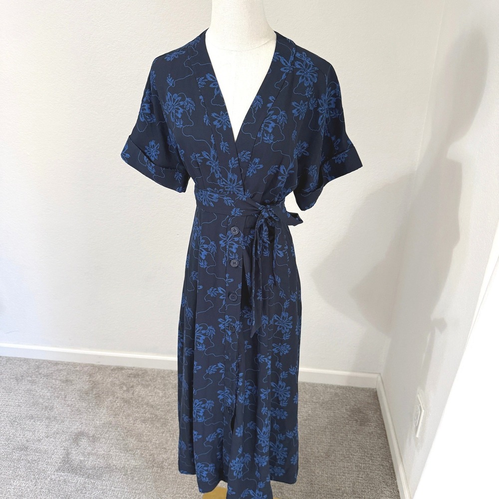 EQUIPMENT Eclipse Blue Nauman Navy Blue Floral Print Wrap Midi Dress Size 0 RTR‎